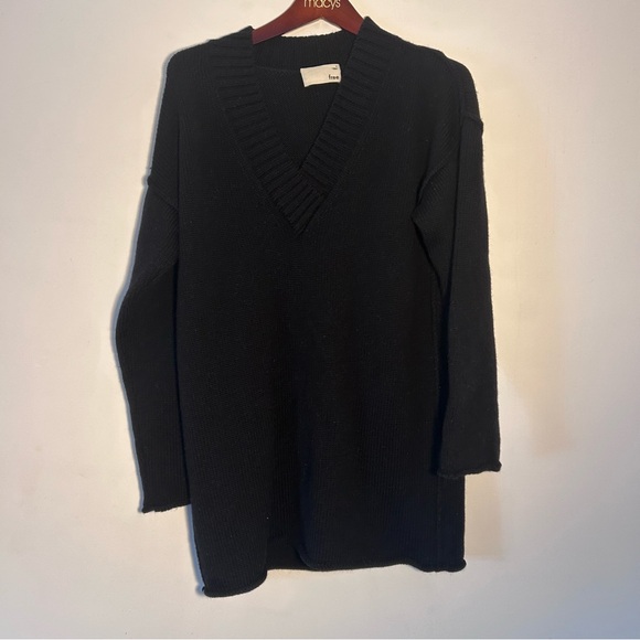 aritzia black sweater dress Aritzia Wilfred black button up sweater dress main image 0